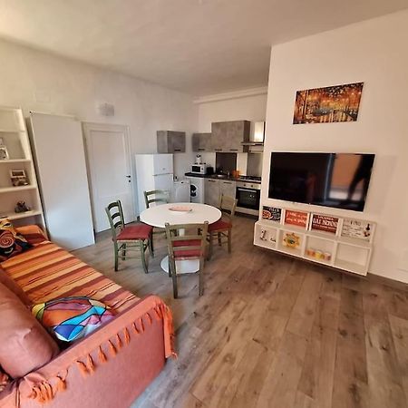 פיזה Casa Elisa Due Passi Dalla Torre Pendente מראה חיצוני תמונה