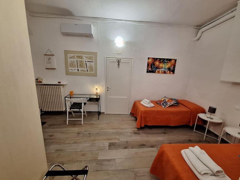 פיזה Casa Elisa Due Passi Dalla Torre Pendente מראה חיצוני תמונה